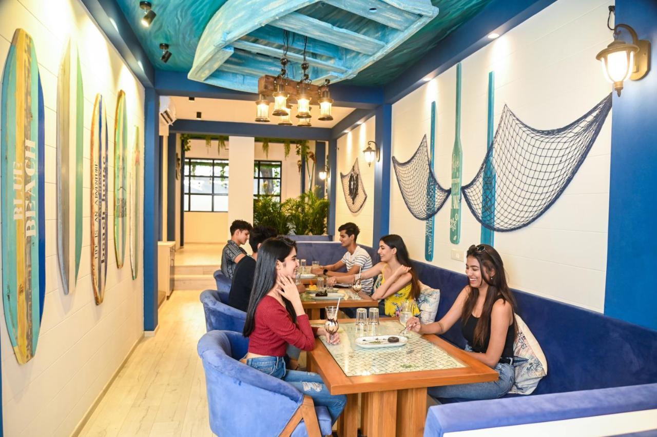 The Voyage - Cafe Hostel Cowork プネ エクステリア 写真