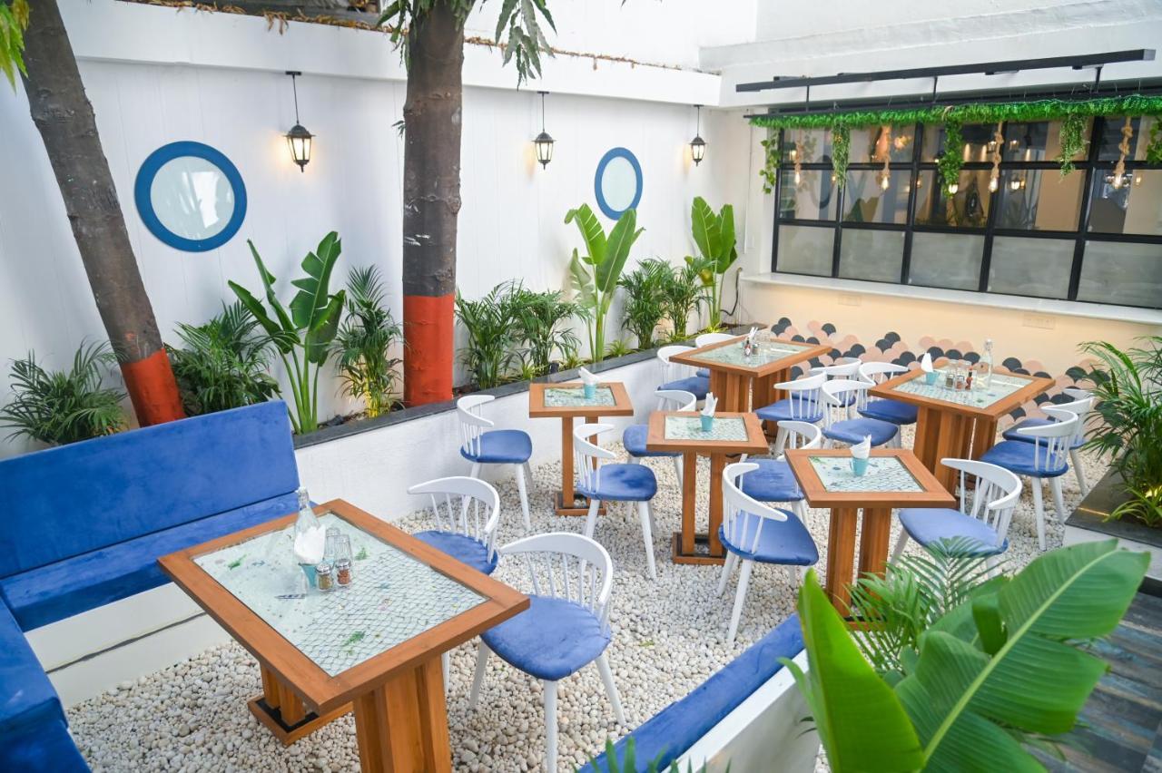 The Voyage - Cafe Hostel Cowork プネ エクステリア 写真